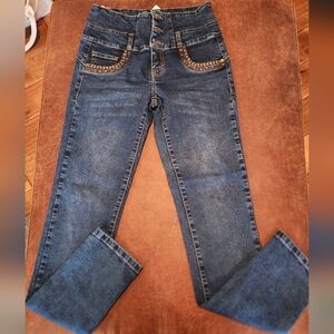 NWT!! Soda Skinny Jeans With Embroidery